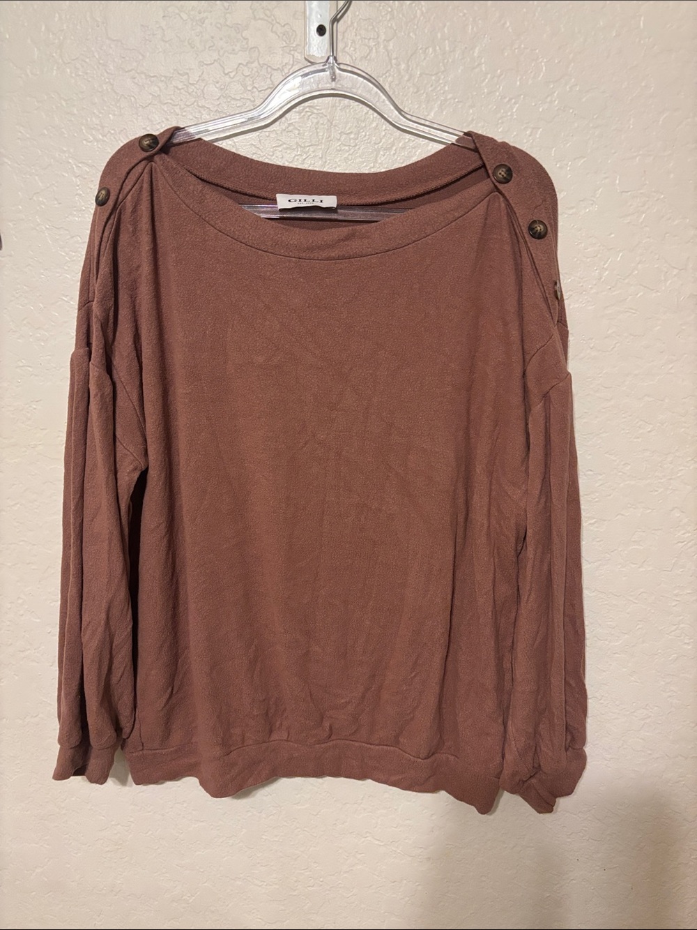 🎼Casual Boatneck Button-Shoulder Top in sienna  Size M GUC